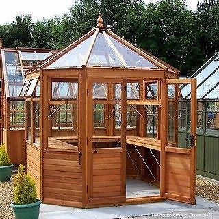 VERY ATTRACTIVE CEDAR GREENHOUSE DELIVERED & ERECTED FREE VARIOUS SIZES