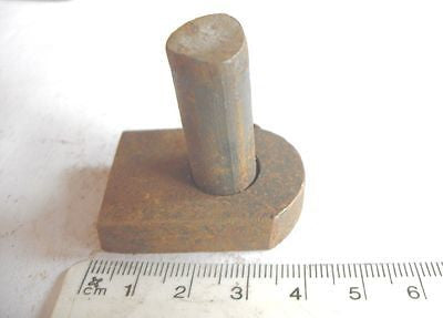 Self colour gate hook to weld flat base 12 mm