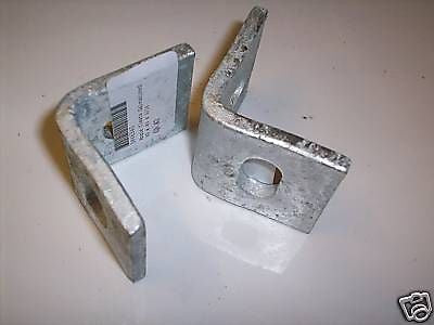 2 x 40mm Galvanised angle cleats